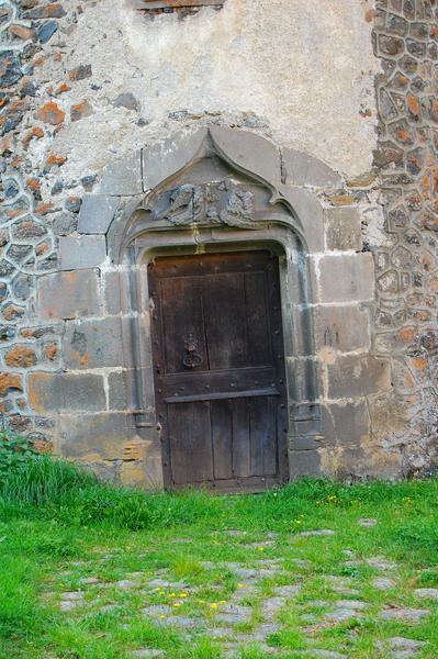 vue générale de la porte d'entrée de la façade sud