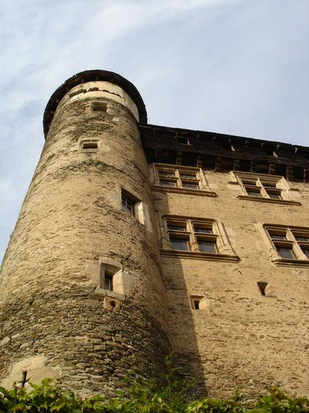 vue partielle de la façade sud, tour sud-ouest