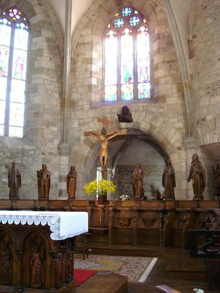 Clôture de choeur (table de communion), stalles, statues