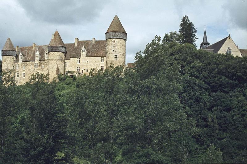 Ensemble sud et clocher de l'église