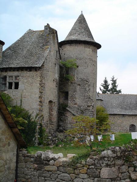 vue partielle de la façade est