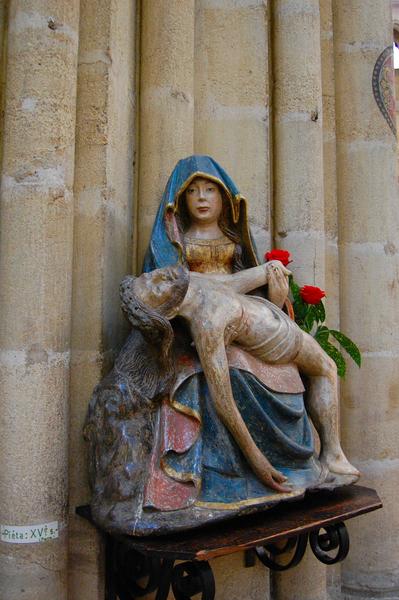 groupe sculpté : Vierge de Pitié, vue générale