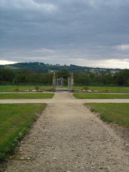 vue partielle du jardin