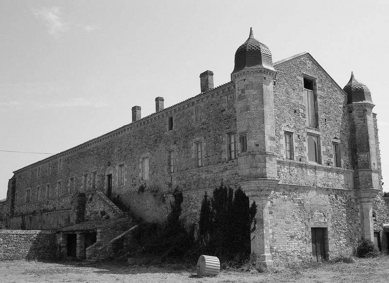 vue générale des façades sud-ouest