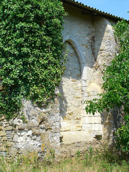 vue partielle de la façade est