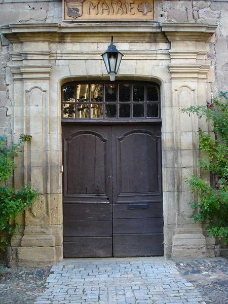 détail de la porte d'entrée, façade sud