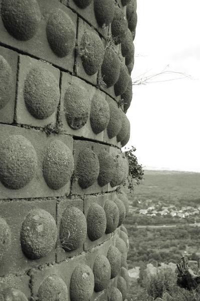 détail de la maçonnerie de la tour des miches