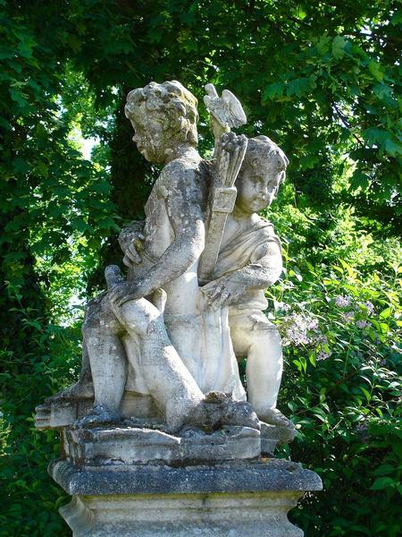 groupe sculpté : Amours chasseurs, vue générale