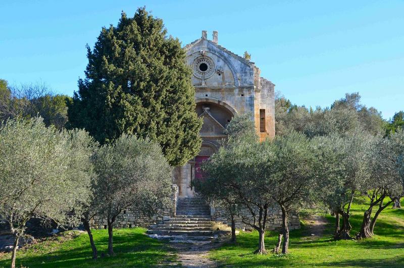 vue générale de la chapelle dans son environnement