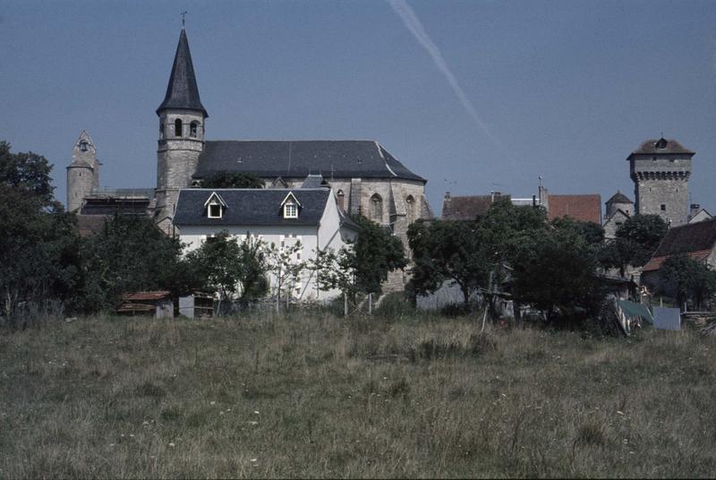 Ensemble sud et porte de ville