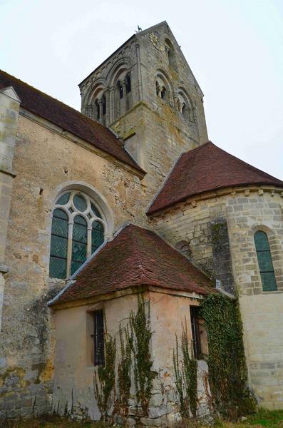 vue partielle du chevet et du transept Nord