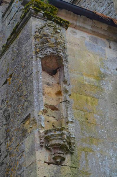 détail d'une niche sculptée, façade Nord