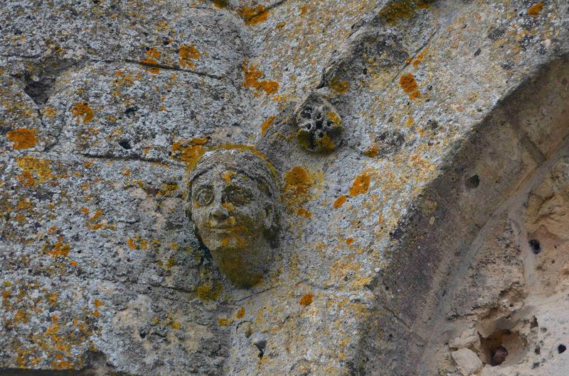 détail d'un visage sculpté, façade occidentale