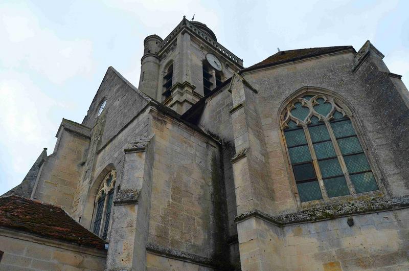 vue partielle du chevet et du transept Sud