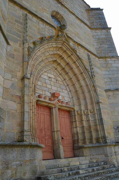 vue générale du porche occidental