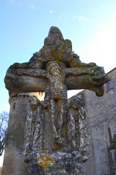 croix de carrefour, détail : le Christ en croix