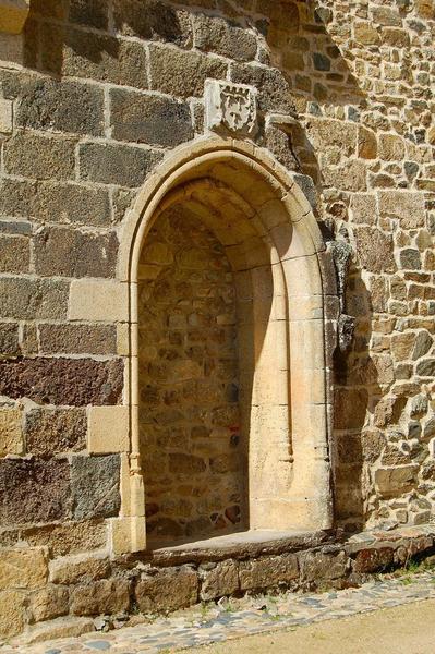 ancien porche d'accès sud à l'église, vue générale