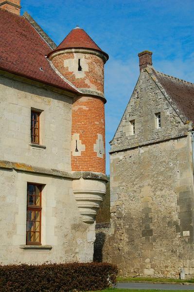 tourelle nord-est de l'ancien manoir, vue générale