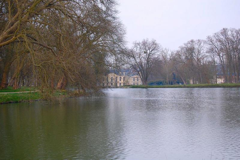 plan d'eau du parc, vue partielle