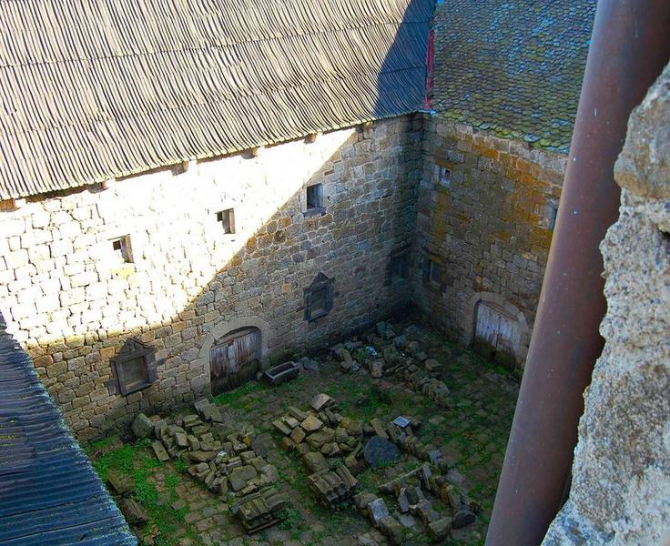 façade est de l'aile ouest, cour intérieure, vue générale