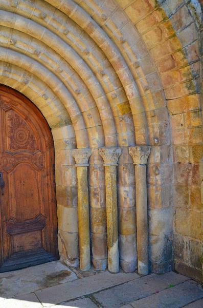 porche d'accès sud, ébrasement droit, vue générale