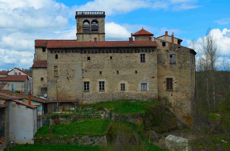 ensemble sud de l'ancien prieuré, vue générale