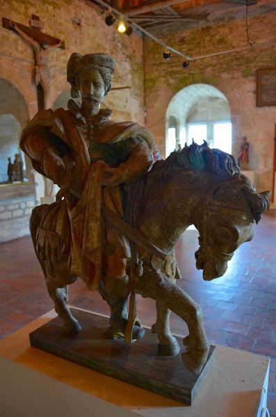 groupe sculpté : charité de saint Martin (la), vue générale