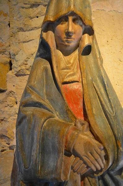 statue : Vierge de douleur, vue partielle