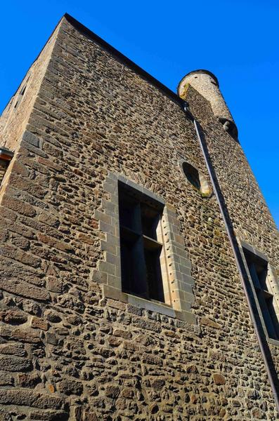 façade nord-est, vue partielle