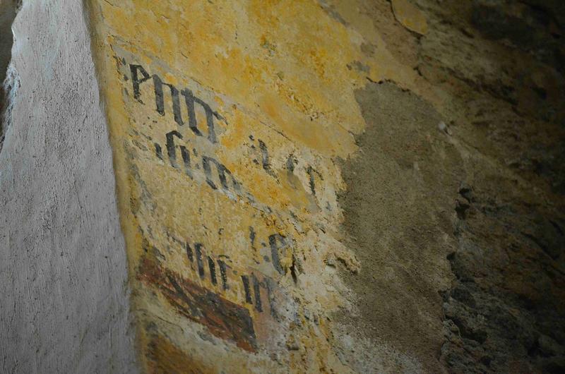 peintures monumentales : scènes inspirées de la légende de Tristan et Iseut, mur sud, détail des textes