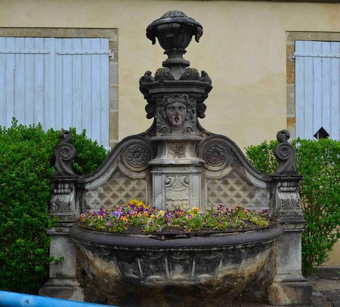 Fontaine de l'Eperon