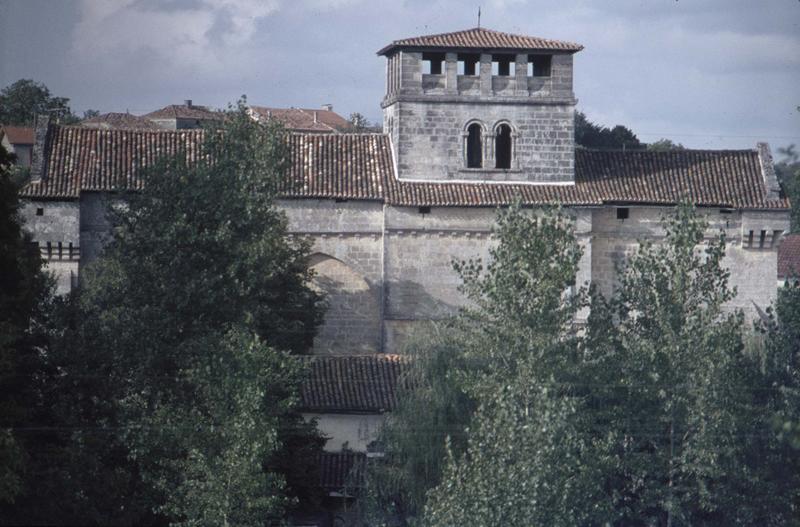 Façade latérale et clocher