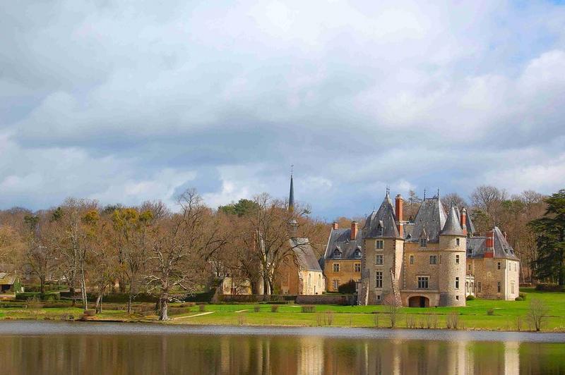 vue générale du château dans son environnement