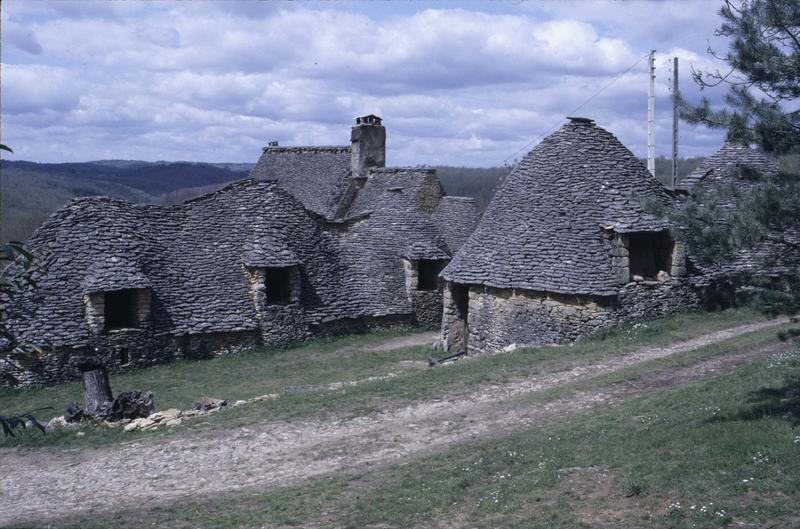 Ensemble de cabanes en pierre sèche du Breuil