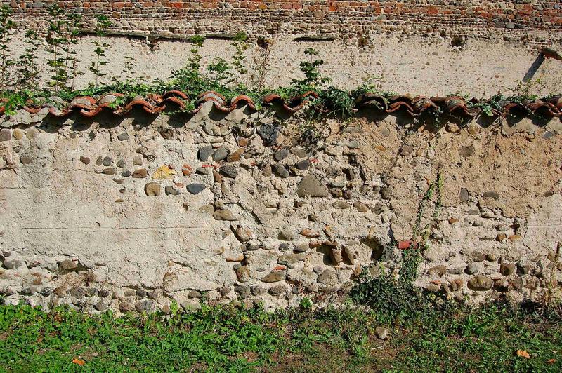 mur de clôture sud, aile des communs, vue partielle