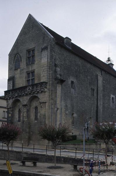 Pignon et façade latérale