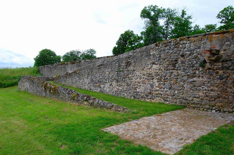 murs nord du jardin est, vue générale