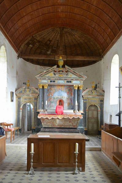 retable du maître-autel, encadrement des portes latérales (de la sacristie), vue générale