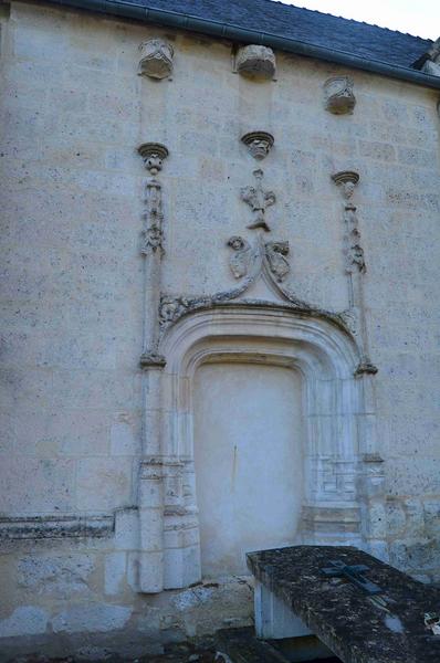 ancienne porche d'accès à la nef nord, façade occidentale