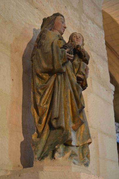 statue : Vierge à l'enfant, vue générale