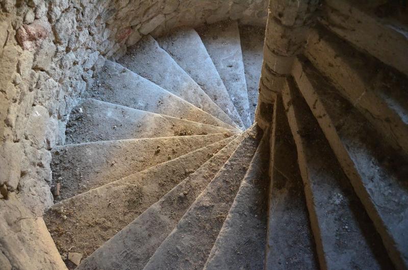 escalier à vis de la tour, vue partielle