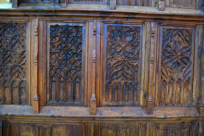 lambris de revêtement, dit armoire à reliques ou buffet de saint Geoffroy, détail