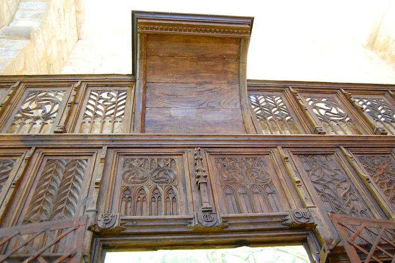 lambris de revêtement, dit armoire à reliques ou buffet de saint Geoffroy, détail