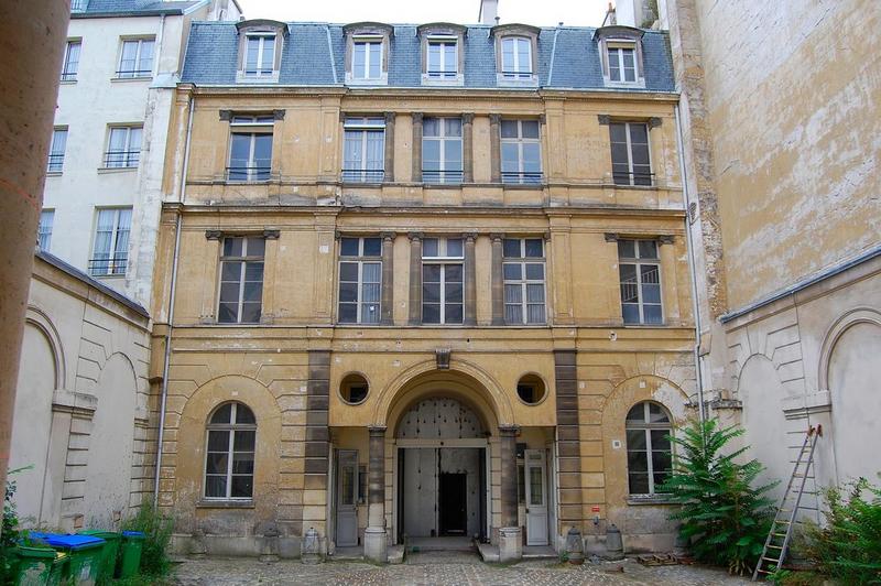 façade nord du bâtiment sur rue, vue générale