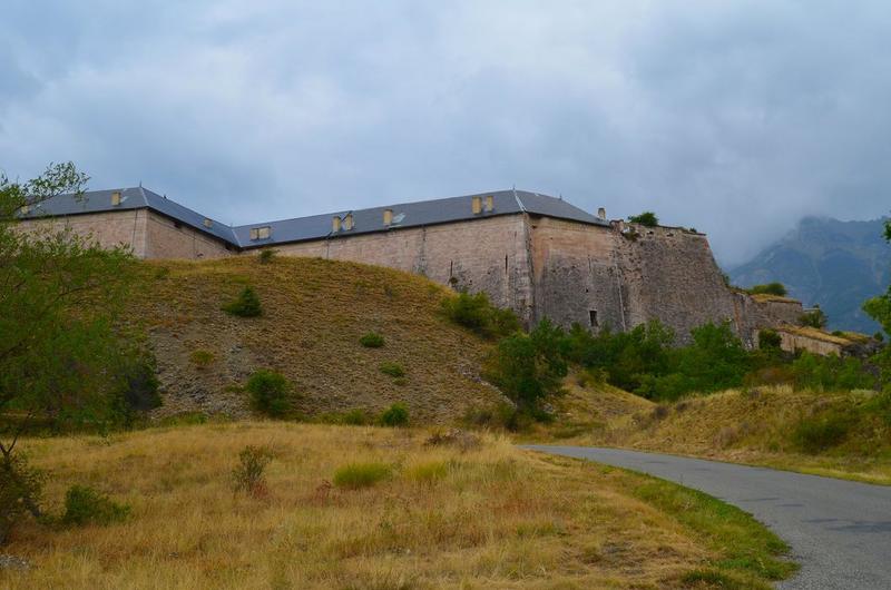 vue partielle de la place forte depuis l'Ouest