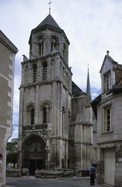 Clocher-porche, côté sud-ouest