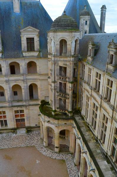 Escalier sud-ouest, vue générale