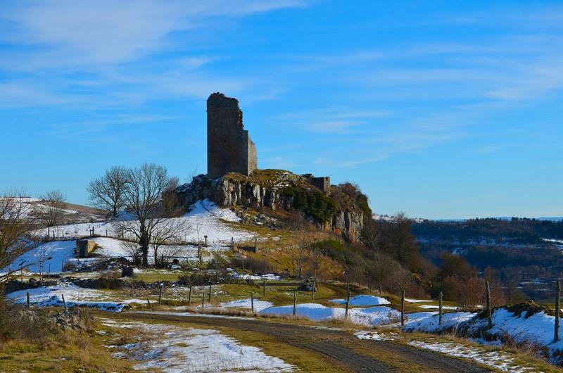 vue générale du château dans son environnement