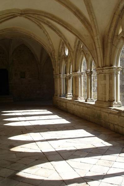 cloître, galerie ouest, vue partielle