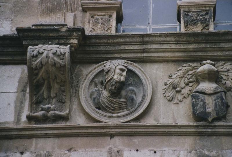 façade nord, détail de la frise